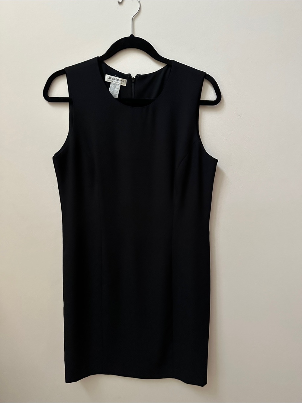 Liz Claiborne Black Sleeveless Sheath Dress